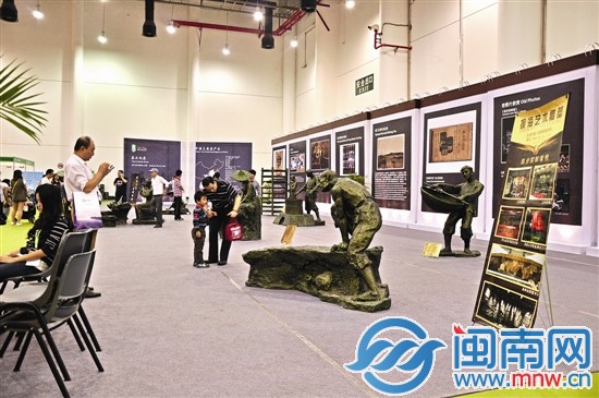 往屆廈門茶博會上展示的茶文化藝術(shù)雕塑