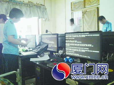 執(zhí)法人員查處時，電腦全成了“黑屏”。