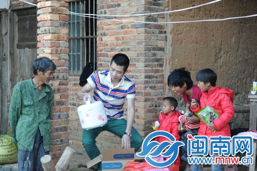 愛人人士送去溫暖