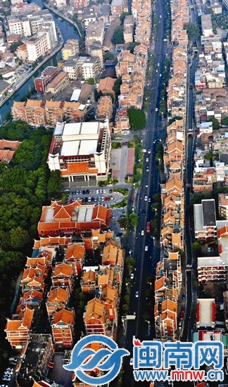 4.新門街的梨園劇院和南音藝苑