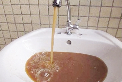 網(wǎng)友昨日發(fā)帖配圖稱