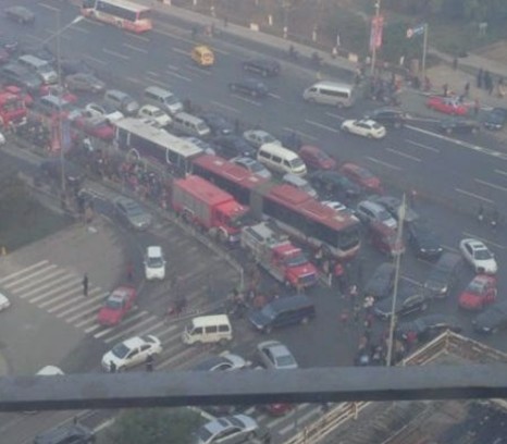 山西省委門口連環(huán)爆炸