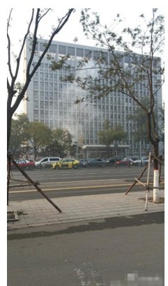 太原迎澤大街省委附近小型爆炸物爆炸3