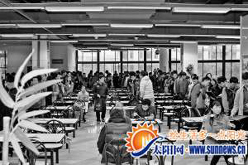 沙茶面、面線糊進清華，掀起美食旋風。