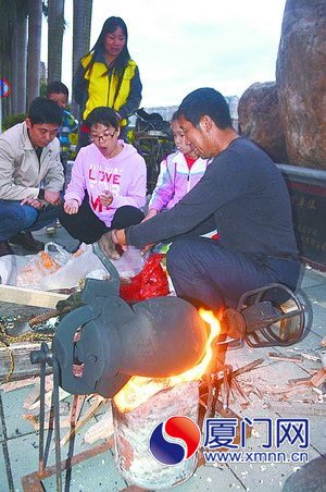 傳統(tǒng)大炮手搖爆米花機