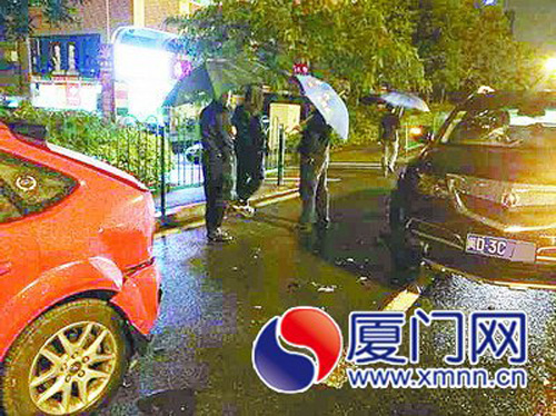 事主稱停車時(shí)被撞