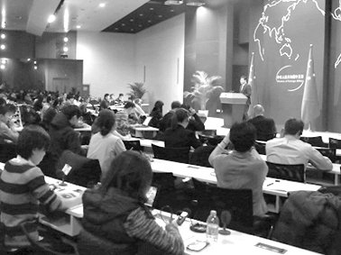 中方表態(tài)拒同安倍會面1