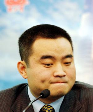 女歌手黃鷺要與健力寶原董事長張海獄中結(jié)婚1