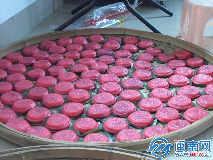 Ȫ����ɫ�����^(gu��)��ݰݵ�ؕƷ