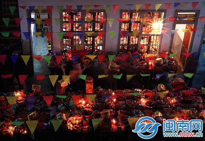 Ȫ�����m�ڼ��ݣ������(zh��n)����ؕƷ�����m������