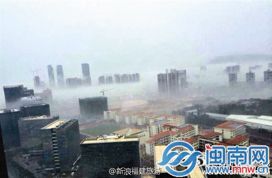廈門上空霧氣繚繞，如同仙境