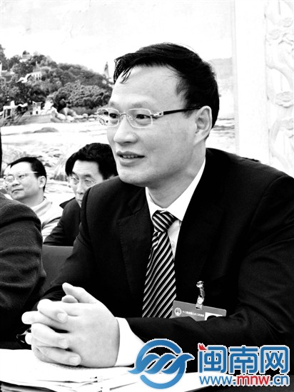 對打車軟件 要規(guī)范、約束、引導