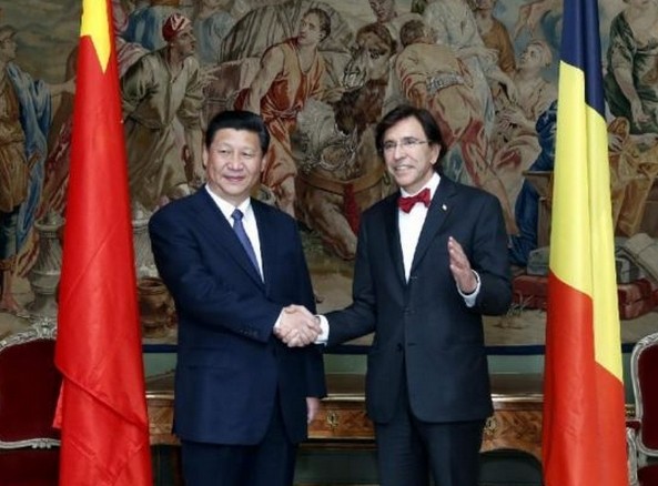 習(xí)近平同比利時(shí)首相迪呂波1