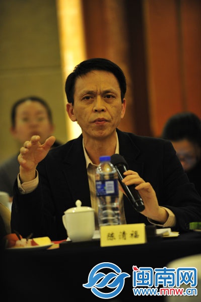 省企業(yè)策劃中心主任、教授 陳清福