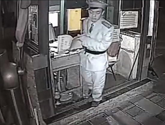 云南高院法官打保安磕頭求饒