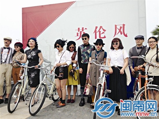 英倫風(fēng)格造型亮相騎行大會(huì)