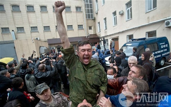 親俄武裝與烏克蘭政府軍沖突造成親俄方面20死40傷，