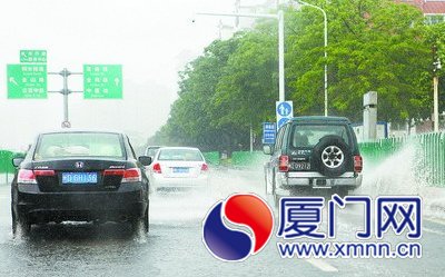 昨日大雨造成路面短時積水