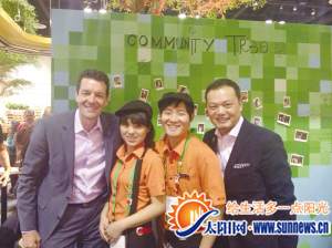 蘇珊雅（左二）