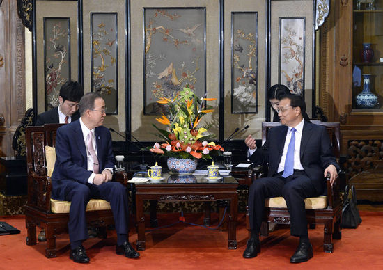 李克強(qiáng)會見聯(lián)合國秘書長潘基文