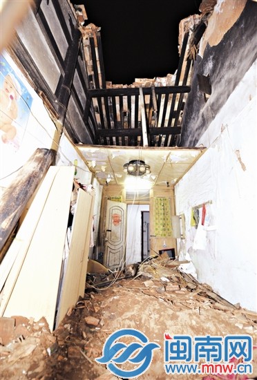 老舊古厝屋頂塌落，租住在此的老伯被埋身亡