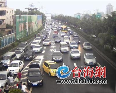 仙岳路堵車(chē)１