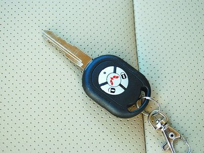 五菱車的鑰匙相對簡易