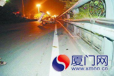 事發(fā)現(xiàn)場，只留下被撞的電動三輪車