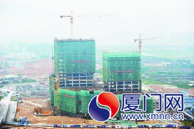 如今的軟件園三期建設(shè)一片火熱