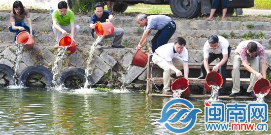 魚(yú)苗被倒入惠女水庫(kù)