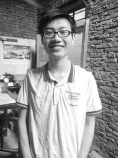 姓名：戴偉鋒（洪瀨鎮(zhèn)譙琉村）