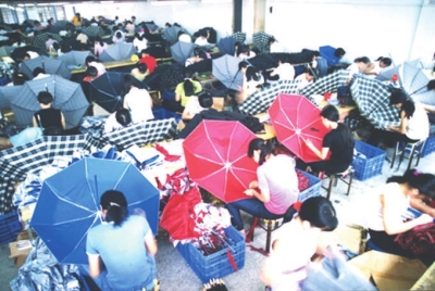工人成本不斷攀升，成為制約南安傘業(yè)發(fā)展的一大難題。