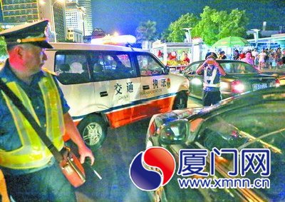 執(zhí)法人員拍照取證